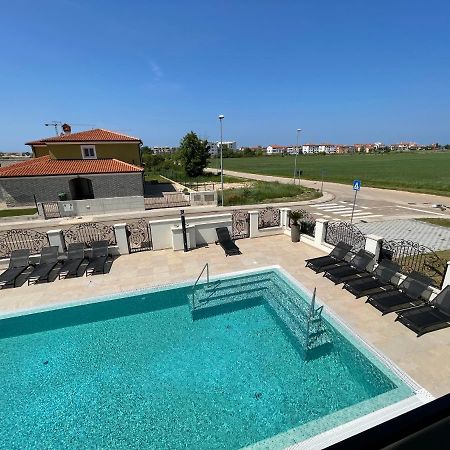 Vila Softic Amra Umag Exterior photo